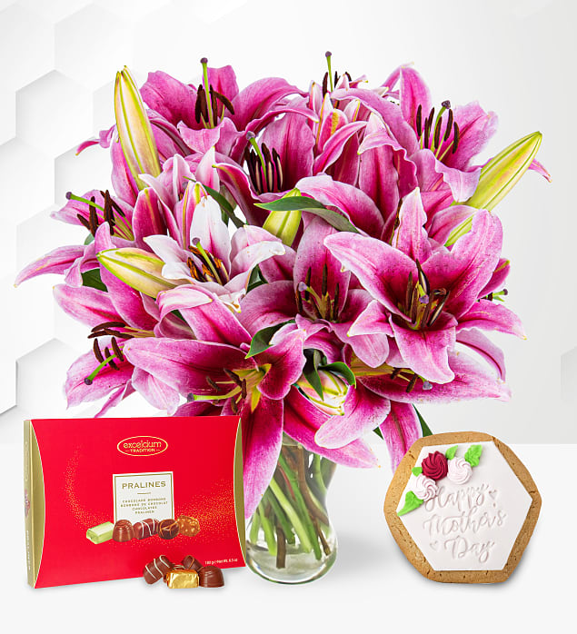 Stargazer Lilies Gift Set Prestige Flowers